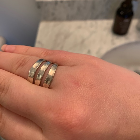 Assorted silver rings - Picture 5 of 5